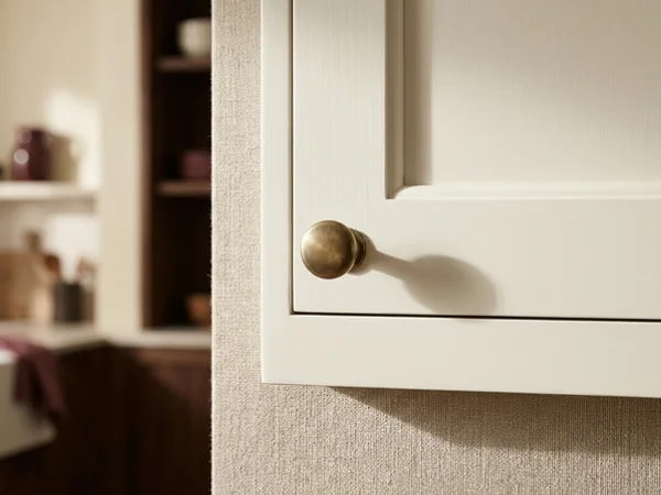 Painted MDF Shaker cabinet door sample